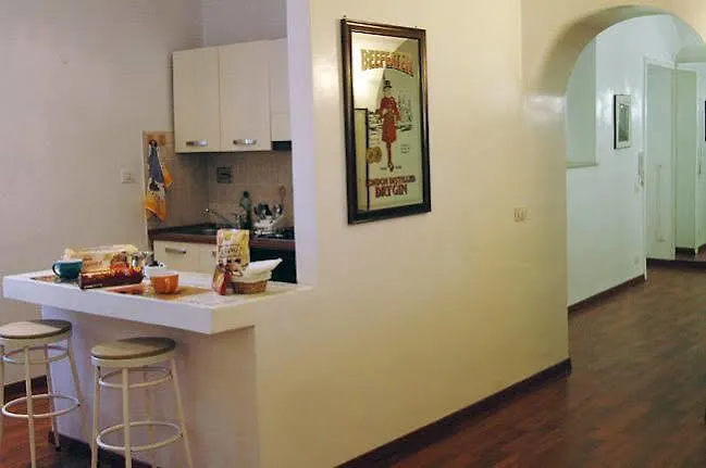 Acomodação com café da manhã  T&v House Roma